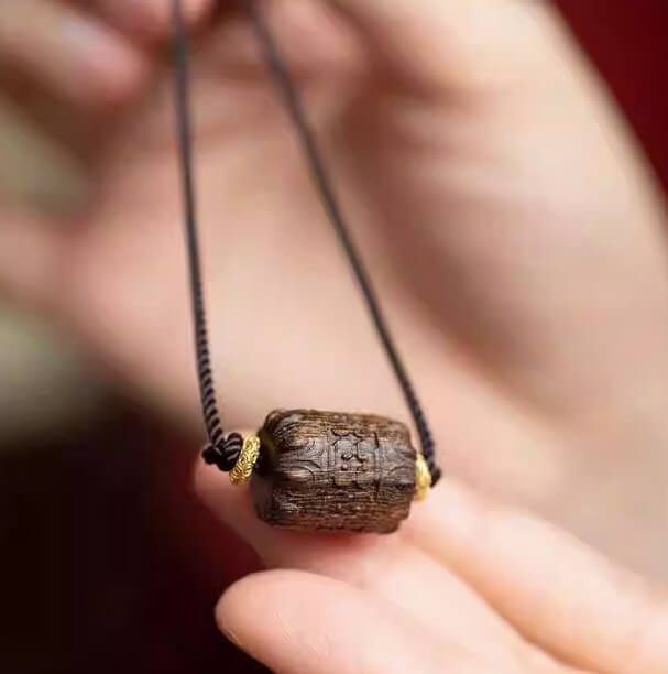 Dalagan Agarwood Six-Word Mantra Lucky Bead Necklace-Protection•Lucky
