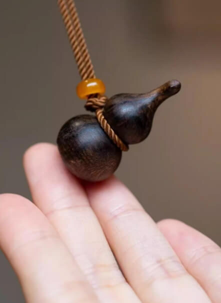 Natural Agarwood Gourd Fortune Necklace-Luck•Fortune