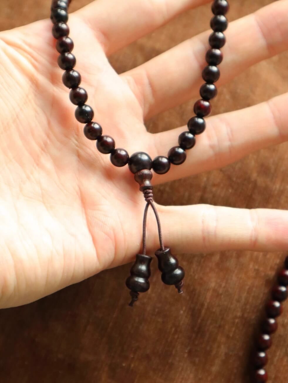 Small leaf red sandalwood 108pcs Mala beads string - balancing emotions
