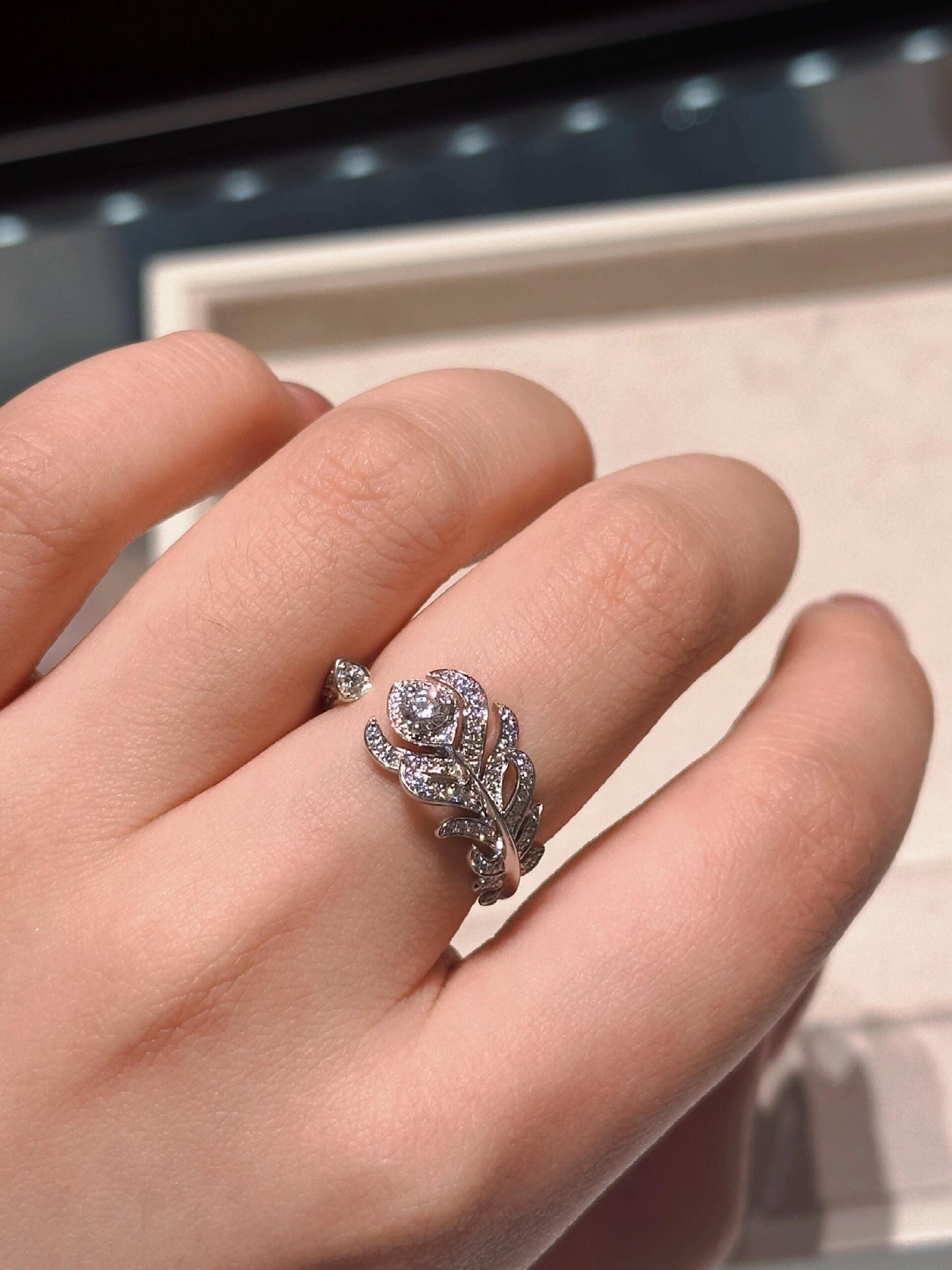 Zen Healing Peacock Feather High Carbon Diamond Engagement Ring