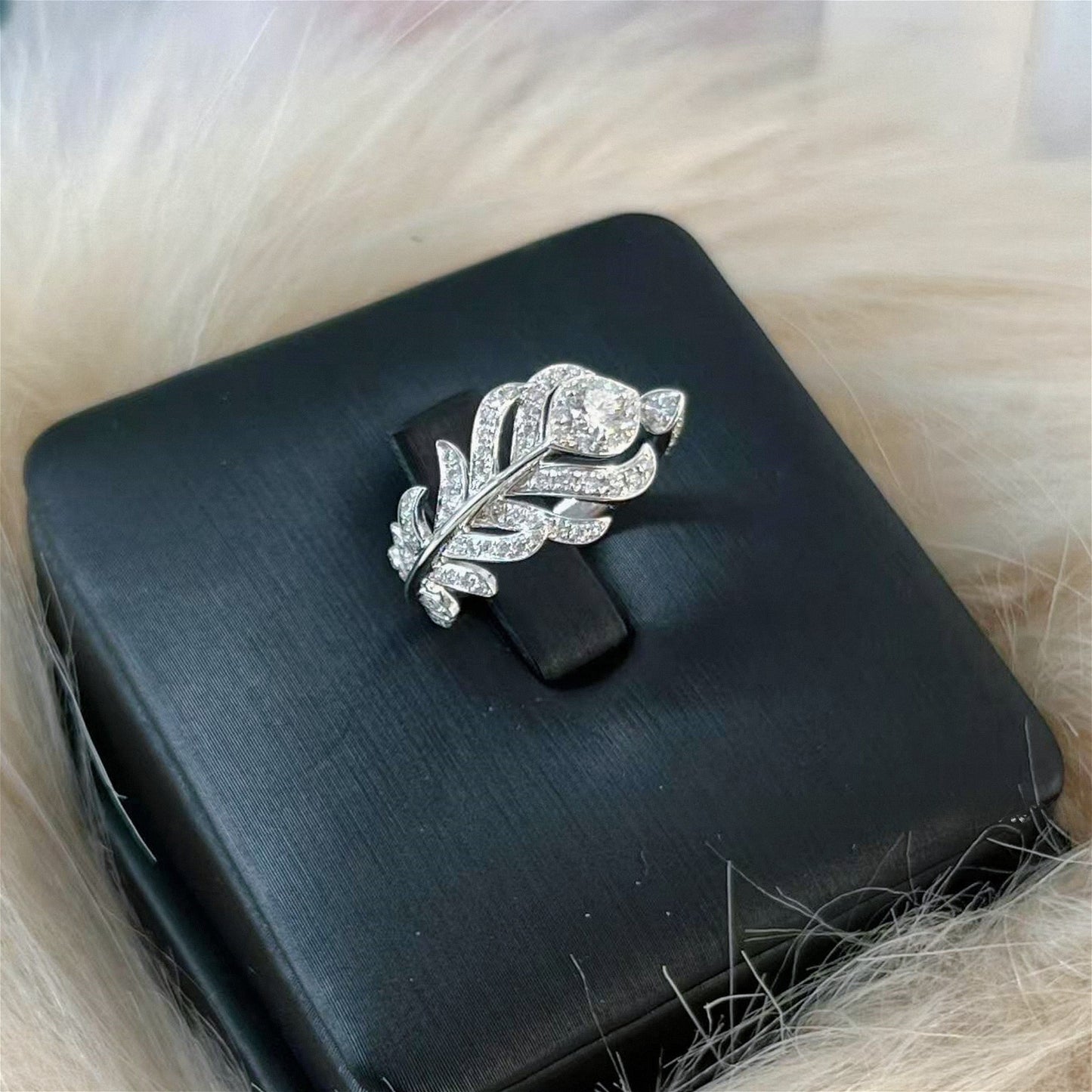 Zen Healing Peacock Feather High Carbon Diamond Engagement Ring