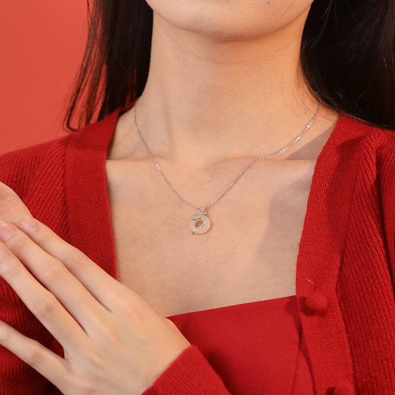 Zen Healing 2025 Chinese Zodiac Snake 925 Sterling Silver Hetian Jade Peace Buckle Protection Pendant Necklace