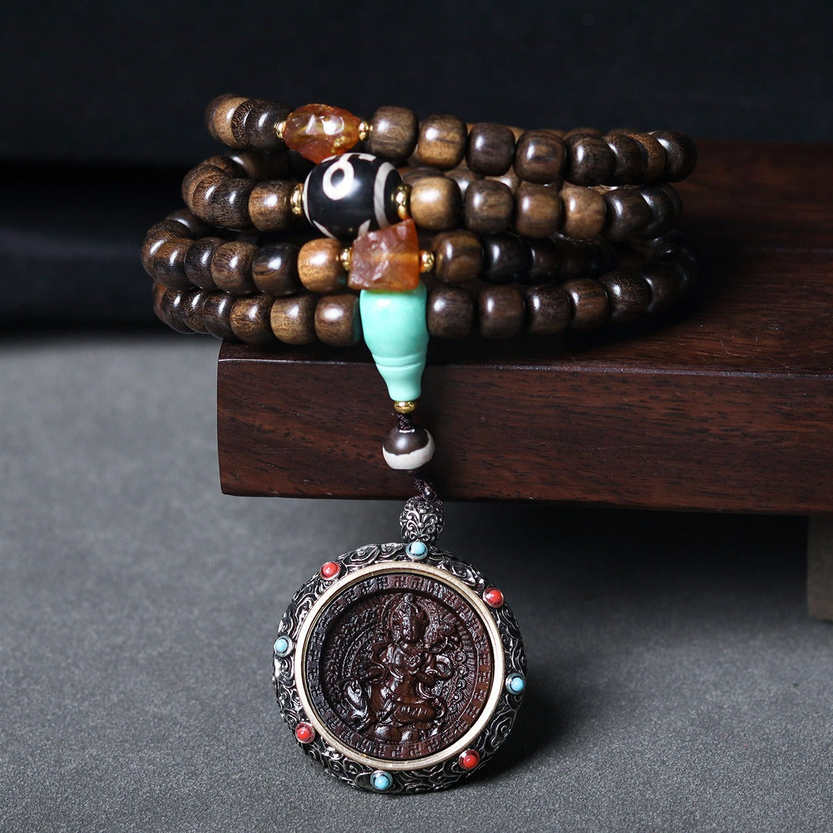 Zen Healing Tibetan Agarwood Nine-Tailed Fox Zhakiram Green Tara Thangka Pendant Protection Necklace