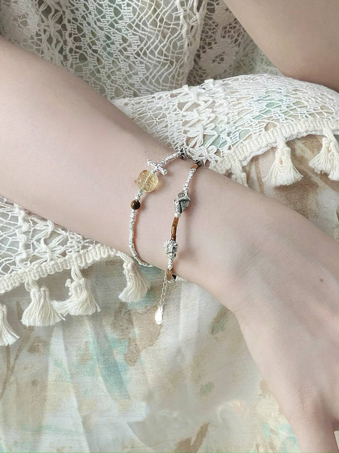 シトリン タイガーアイ シルバー ブレスレット セット - 富と勇気をもたらします!