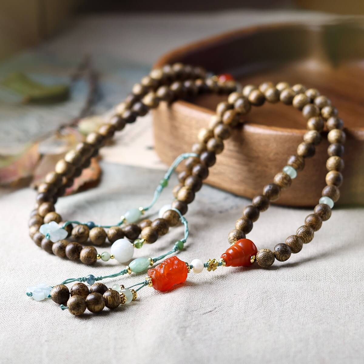 108 Mala Beads Brunei Agarwood Red Agate Jade Peace Strength Bracelet