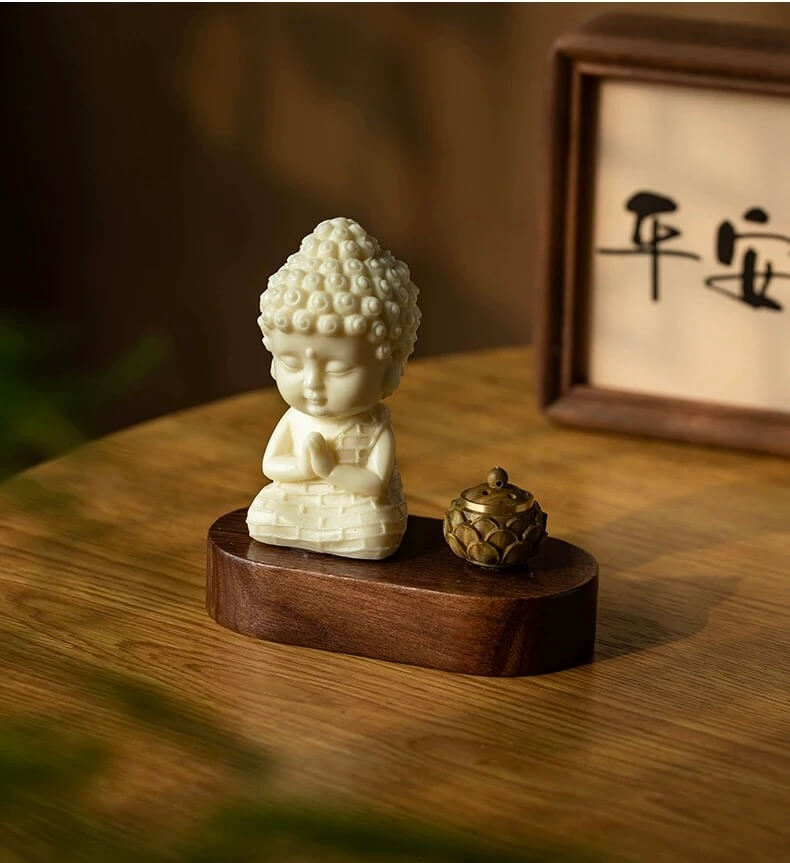 Mini diffuseur d'arômes pour voiture Buddha Ivory Nut - Paix et protection