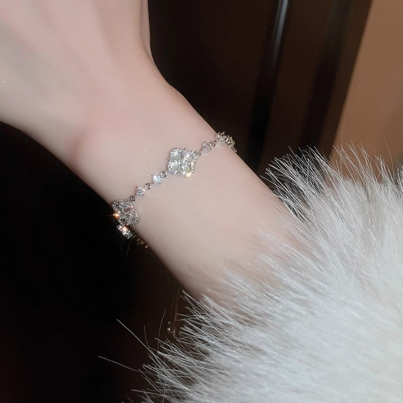 Zen Healing Enamel Crystals Clover Bracelet