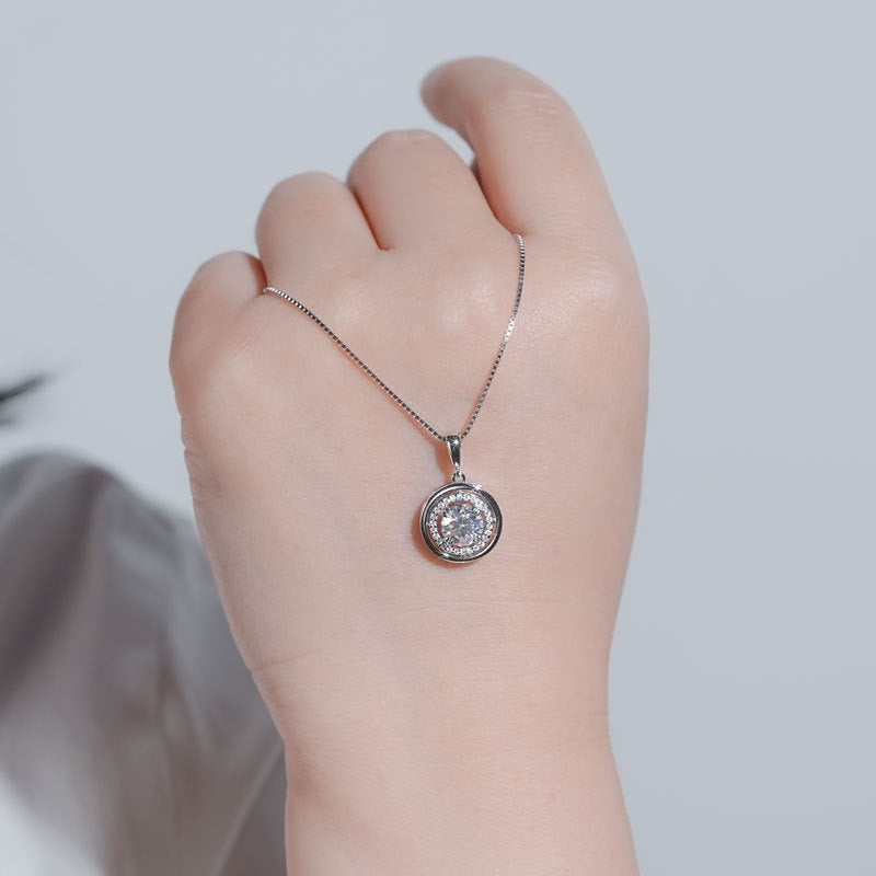Zen Healing 925 Sterling Silver Moissanite Compass Pendant Necklace