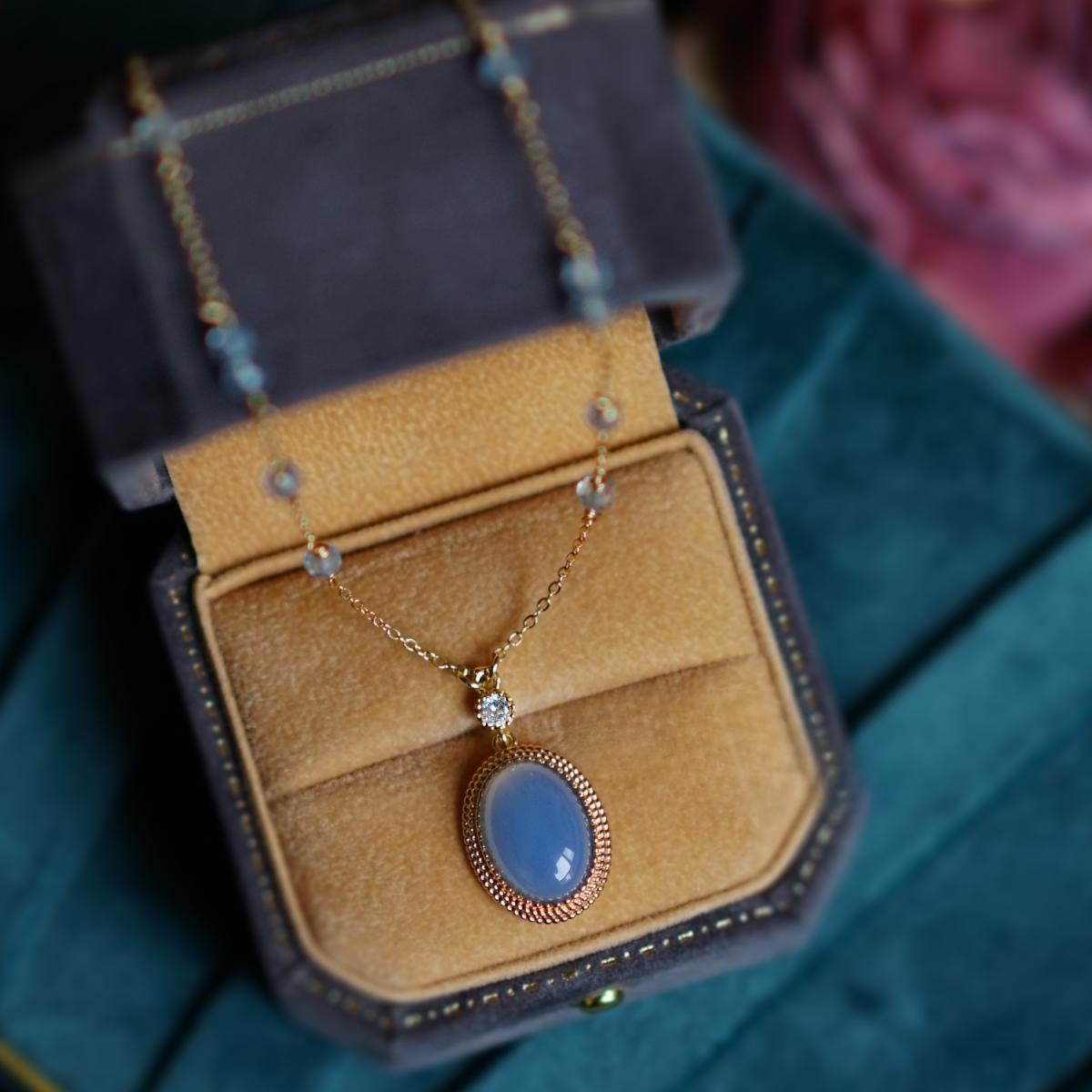 Zen Healing Vintage Blue Agate Crystal Handmade Harmony Necklace